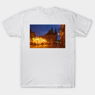 Christmas market, Bremen, winter, dusk T-Shirt